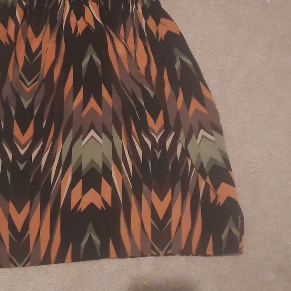 Dress - Picture 4 of 7